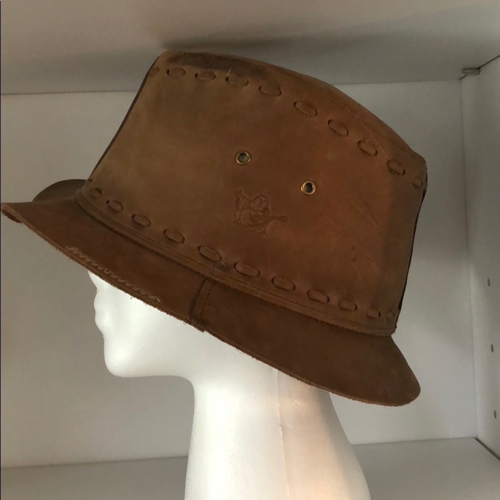 True Religion hat